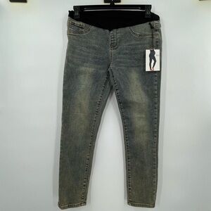 New LOVE SOHO Maternity Skinny Jeans Size Medium